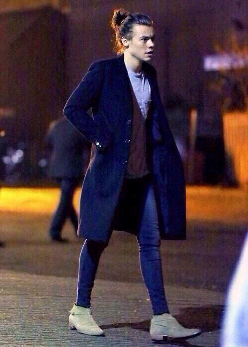 Harry styles bold color tip