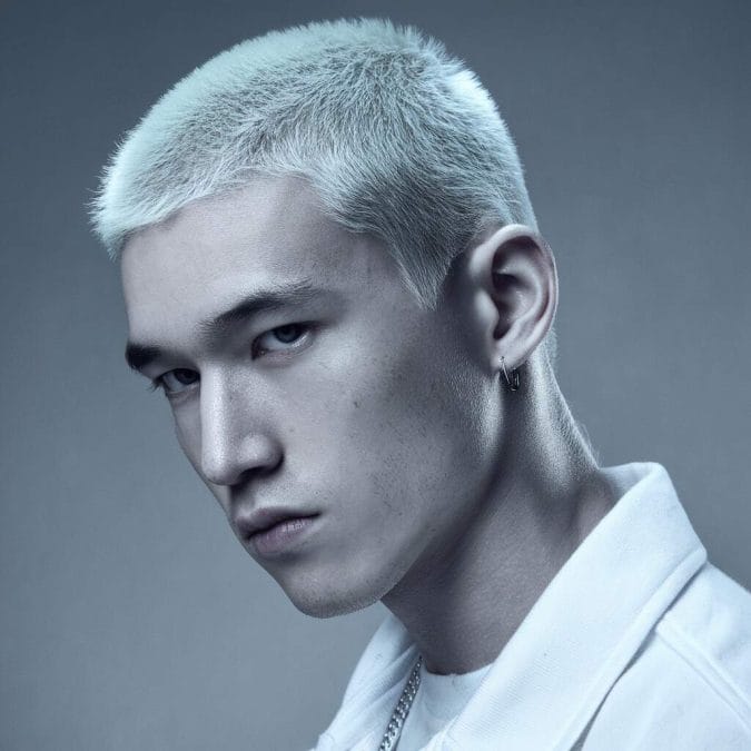 Bleached Buzz Cut (platinum, blond)